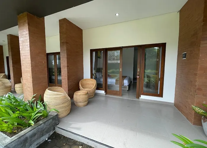 Puri Bunteh Living Hotel *